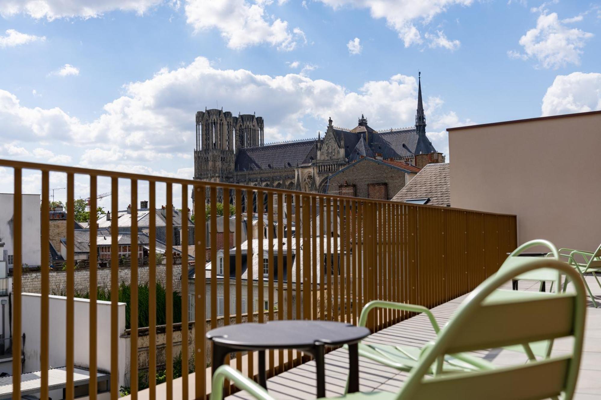 Les Suites 7 Anges - Parking, Vue Cathedrale & Centre Historique 兰斯 外观 照片