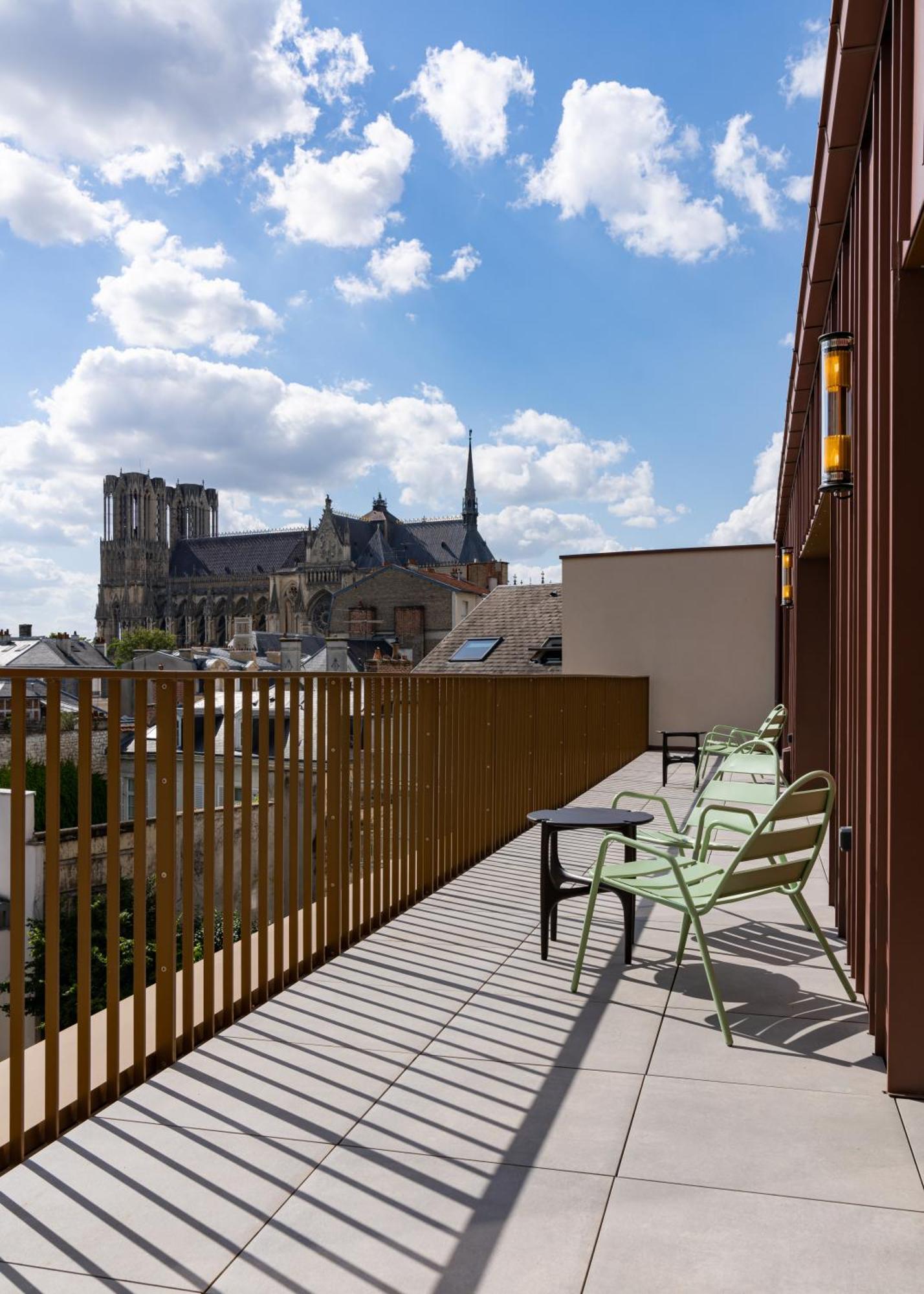 Les Suites 7 Anges - Parking, Vue Cathedrale & Centre Historique 兰斯 外观 照片