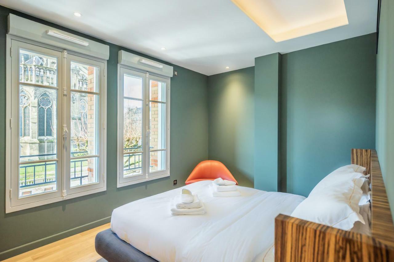 Les Suites 7 Anges - Parking, Vue Cathedrale & Centre Historique 兰斯 外观 照片