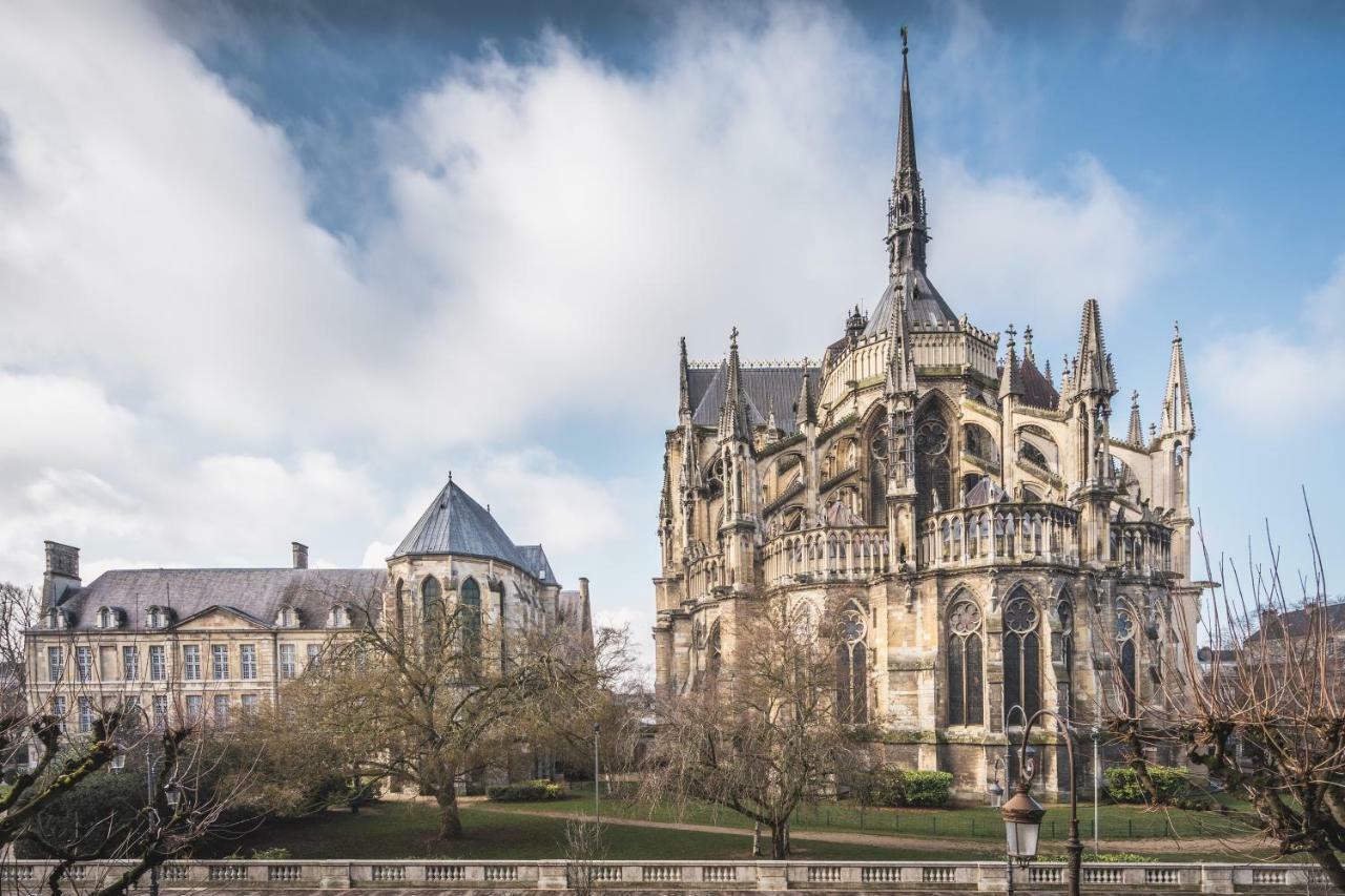 Les Suites 7 Anges - Parking, Vue Cathedrale & Centre Historique 兰斯 外观 照片